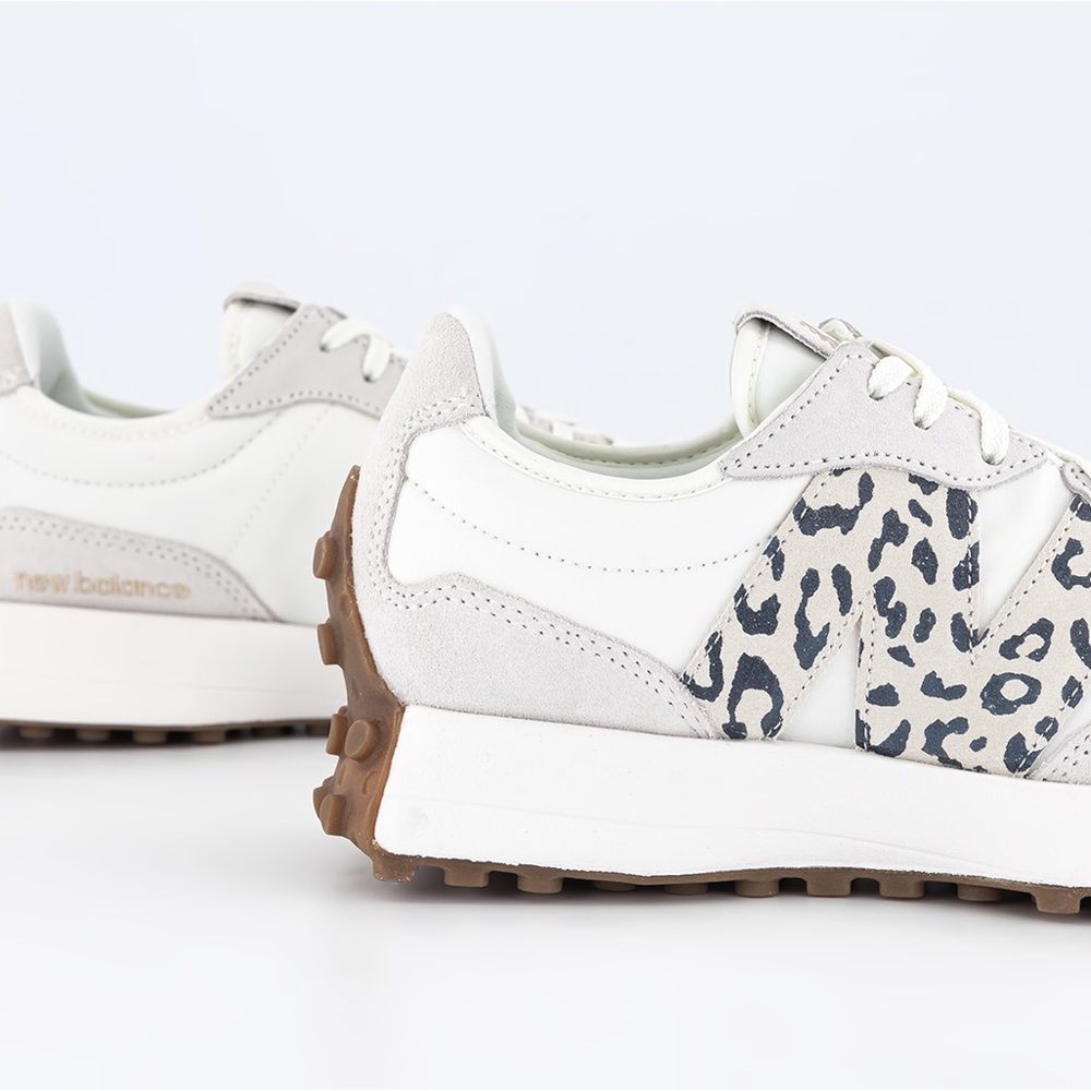 New Balance 327 Trainers. Sea Salt Grey Leopard - Picture 2 of 6